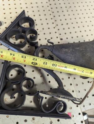 Cast Iron Shelf Brackets & Light