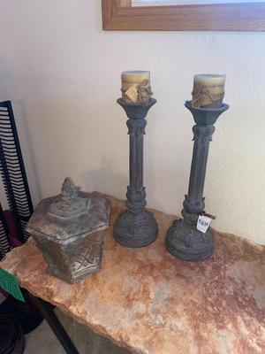 NICE ACCENT CANDLE HOLDERS AND CONTAINER W/LID