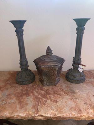 NICE ACCENT CANDLE HOLDERS AND CONTAINER W/LID