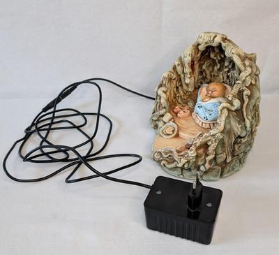 Pendelfin Robin's Cave Night Light