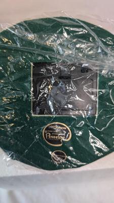 New Open Box Pendelfin Christmas Morn with Gingerbread Day Collectors Plate