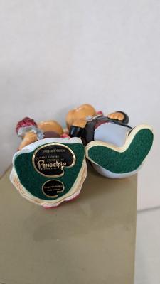 New Open Box Pendelfin Bride and Groom w/ Keepsake Box