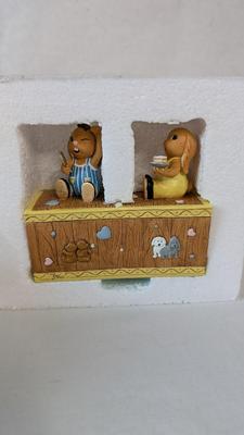 New Open Box Pendelfin Bride and Groom w/ Keepsake Box