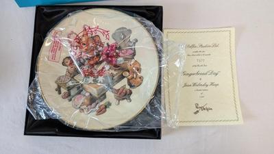 New Open Box Pendelfin Collector's Plates