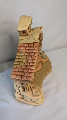 Pendelfin Schoolhouse Collection