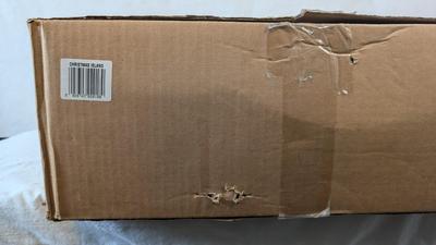 New Open Box Pendelfin Christmas Island