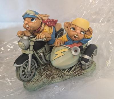 New Open Box Pendelfin Harley N Davey