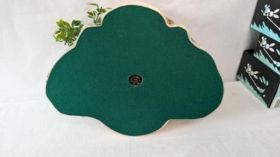 Pendelfin Concert Stand