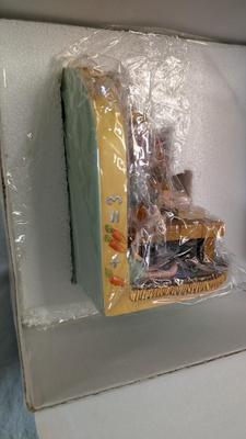 New in Box Pendelfin Bookend Girl