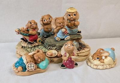 Loose Pendelfin Collection