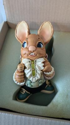 Pendelfin Father Rabbit Figure and Collectors Plate