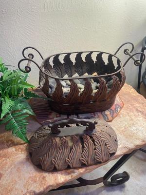 PRETTY COPPER AND IRON ACCENT PIECES
