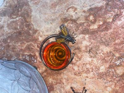 CUTE LITTLE BUGS & FROG IN GALVANIZED CAN, WITH TEA LIGHT CANDLE HOLDERS & POLISHED ROCKS