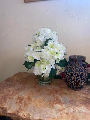 FAUX FLOWERS AND OTHER HOME DECOR