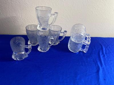 VINTAGE FLINSTONES COLLECTIBLE McDONALDS CUPS
