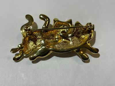 New Never Worn Cats Gold-toned Rhinestone Pin/Brooch as Pictured.
