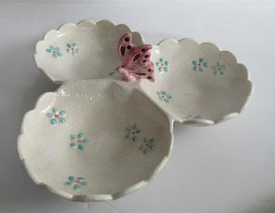 Vintage Hull Pottery Butterfly 3 Part Candy Dish With Applied Butterfly
