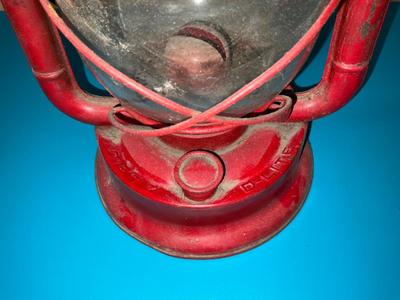 Dietz Red Lantern