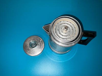 Comet Kettle with strainer