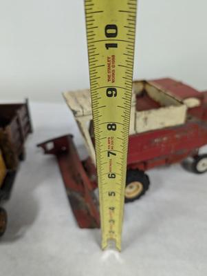 Vintage Trucks, Car & Tractor