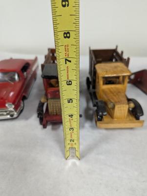 Vintage Trucks, Car & Tractor
