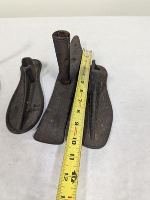 Cast Iron Horse Shoes & Cobbler Shoe Molds