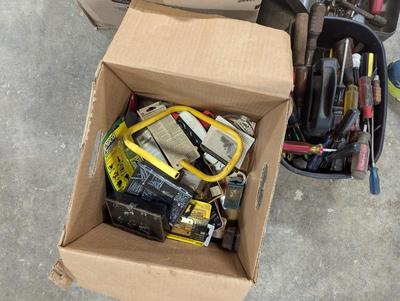 Box Lots Of Hardware Lot 14