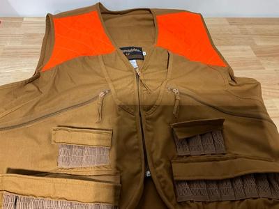 Game hide hunting vest XL