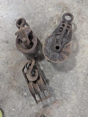 Antique Cast Iron Pulleys