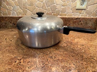Magnalite GHC 11 1'4" Double Spout w/lid