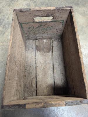 Vintage Vernors Ginger Ale Soda Pop Wooden Crate Bottle Box