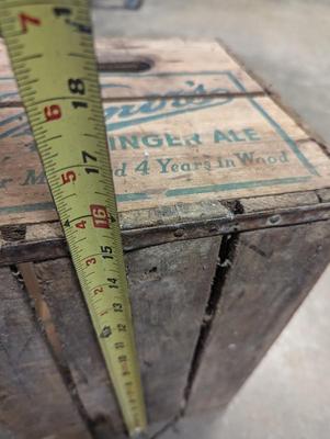 Vintage Vernors Ginger Ale Soda Pop Wooden Crate Bottle Box