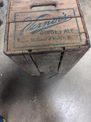 Vintage Vernors Ginger Ale Soda Pop Wooden Crate Bottle Box