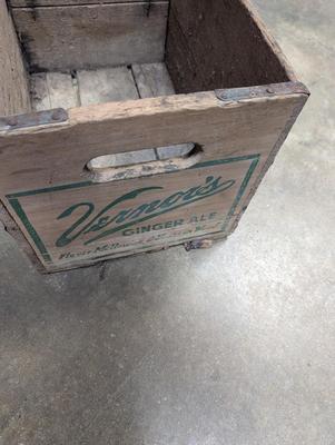 Vintage Vernors Ginger Ale Soda Pop Wooden Crate Bottle Box