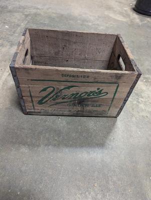 Vintage Vernors Ginger Ale Soda Pop Wooden Crate Bottle Box