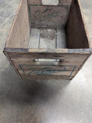 Vintage Vernors Ginger Ale Soda Pop Wooden Crate Bottle Box