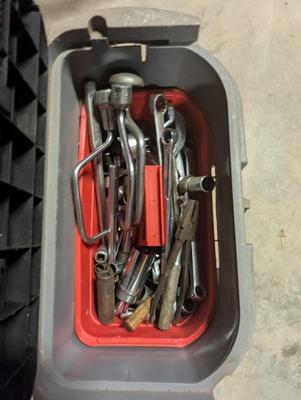 Craftsmans Work Bench With Tools
