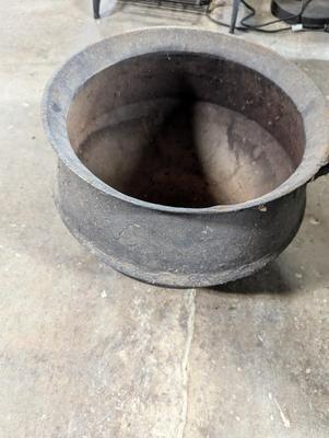3 Legged Cast Iron Pot