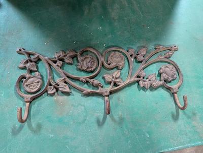 Cast Iron Decorative Wall Coat Hanger