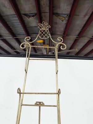 Metal Plate Holder Display