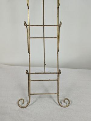 Metal Plate Holder Display