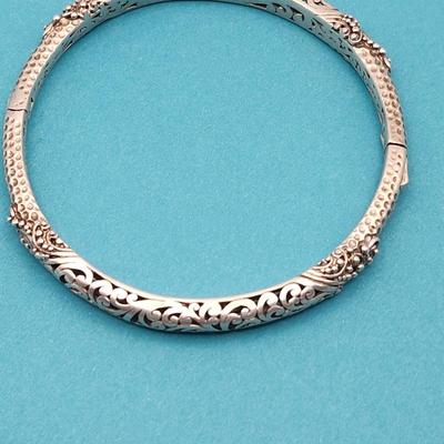 Hinged Bangle bracelet