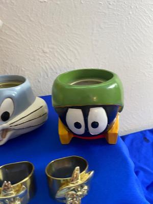 LOONEY TUNES GALORE! VINTAGE CANDLES, NAPKIN RINGS, POT HOLDERS & EVEN MORE!