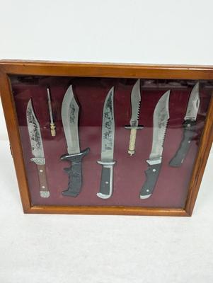 Fixed Knife Display Collection Scenic Design