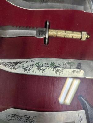 Fixed Knife Display Collection Scenic Design