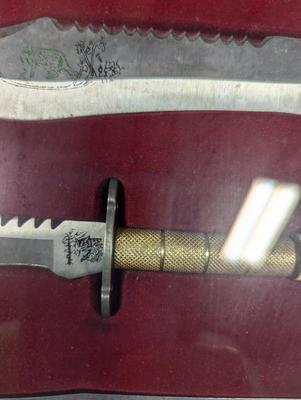 Fixed Knife Display Collection Scenic Design