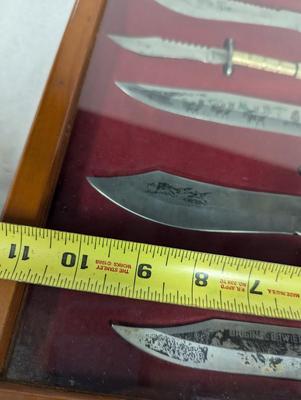 Fixed Knife Display Collection Scenic Design