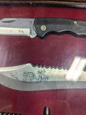 Fixed Knife Display Collection Scenic Design