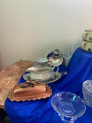 AN ARRAY OF DIFFERENT ITEMS, GLASSWARE, CHINA, COPPER, AND MORE!