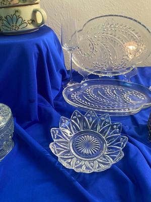 AN ARRAY OF DIFFERENT ITEMS, GLASSWARE, CHINA, COPPER, AND MORE!